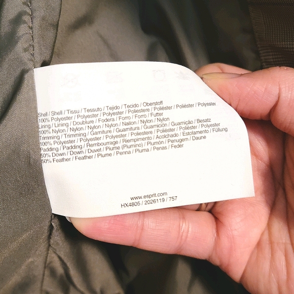 Esprit downfilled vest - Picture 3 of 4